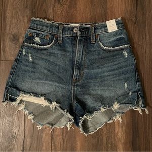 Abercrombie Curve Love High Rise Mom Short